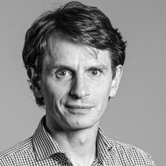 <p><strong>Jakub Bielerzewski, general manager, Performics Poland&nbsp;</strong></p>

<p>Pod jego kierownictwem agencja Performics Poland, specjalizująca się w marketingu efektywnościowym, wielokrotnie zdobywała branżowe wyr&oacute;żnienia, m.in. tytuł Performance Agency of the Year w konkursie Performance Marketing Diamonds EU 2025, oraz potwierdzała swoją pozycję na rynku.&nbsp;<br />
Jakub Bielerzewski ma ponad 20 lat doświadczenia w działaniach mediowych i marketingowych. Prowadził kampanie i opracowywał strategie mediowe oraz efektywnościowe dla szerokiego spektrum klient&oacute;w. Jego działania polegają na łączeniu strategicznego planowania medi&oacute;w z silnym nastawieniem na wyniki biznesowe klient&oacute;w, co wpisuje Performics w grono kluczowych graczy w segmencie performance marketingu.&nbsp;</p>

<p>Z Publicis jest związany niemalże od 25 lat. Zaczynał jako media manager w Starcomie, a p&oacute;źniej zarządzał Next Agency oraz Starcom Mediavest Group. Stanowisko general managera w Performics Poland piastuje od 2016 roku.&nbsp;</p>
