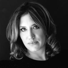 <p><strong>Alicja Wysocka-Świtała, managing partner &amp; co-owner, Clue PR</strong></p>

<p>Na początku drogi zawodowej pracowała w agencjach sieciowych, w tym w Havas w Nowym Jorku. Partnerka zarządzająca i wsp&oacute;łwłaścicielka agencji Clue PR z wieloletnim doświadczeniem w branży. Studiowała amerykanistykę, jest absolwentką dziennikarstwa na UW, regularnie publikuje w mediach og&oacute;lnotematycznych i branżowych. Jest jurorką w konkursach międzynarodowych, m.in. w Sabre Awards, Stevie Awards i jako jedyna Polka w tegorocznych IPRA Global Awards. Agencja Clue PR została w tym roku uznana za jedną z 15 najbardziej kreatywnych agencji na świecie wg Global Creativity Index 2022. Wysocka-Świtała rokrocznie wsp&oacute;łtworzy nagradzane raporty na temat sytuacji kobiet na rynku pracy i w życiu społecznym (&bdquo;Bariery do kariery&rdquo;, &bdquo;Women Shaming&rdquo;, &bdquo;Przyw&oacute;dczynie 3.0&rdquo;). Wspiera kobiety w branży.</p>
